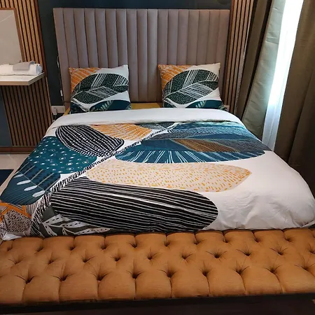 Le Rustiques Moderne De La Raquette Appartement Mons